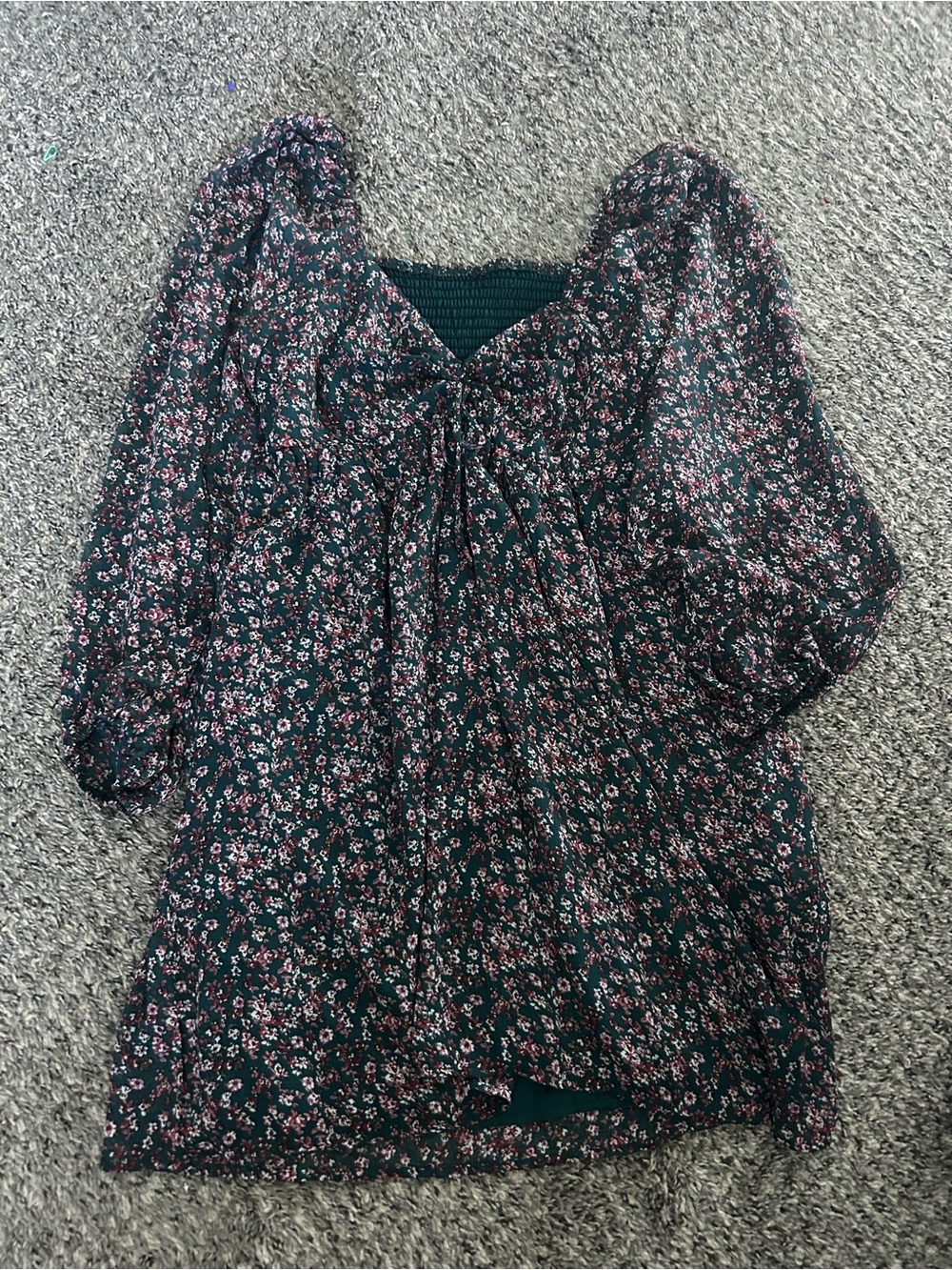 SHEIN Dark Green Floral Smocked Tunic